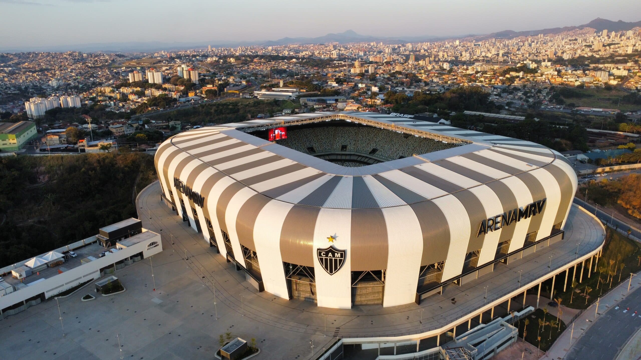 Tolerância Zero: Galo Pune Torcedor por Vandalismo no Clube